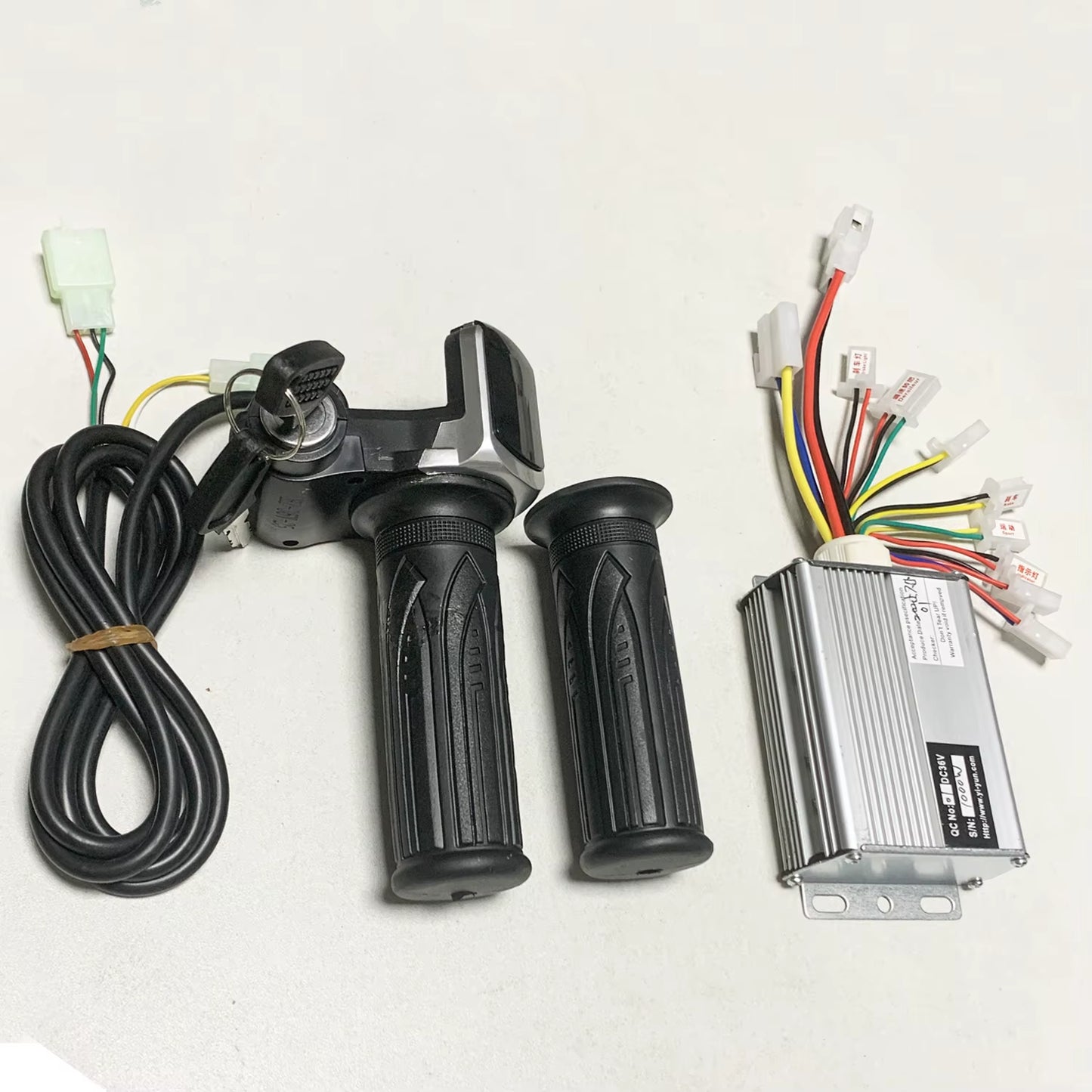 36V 1000W 30A E-Bike DC Brushed Motor Controller with LED Throttle Handlebar Kit for Chain Drive Electric Bicycle Scooter